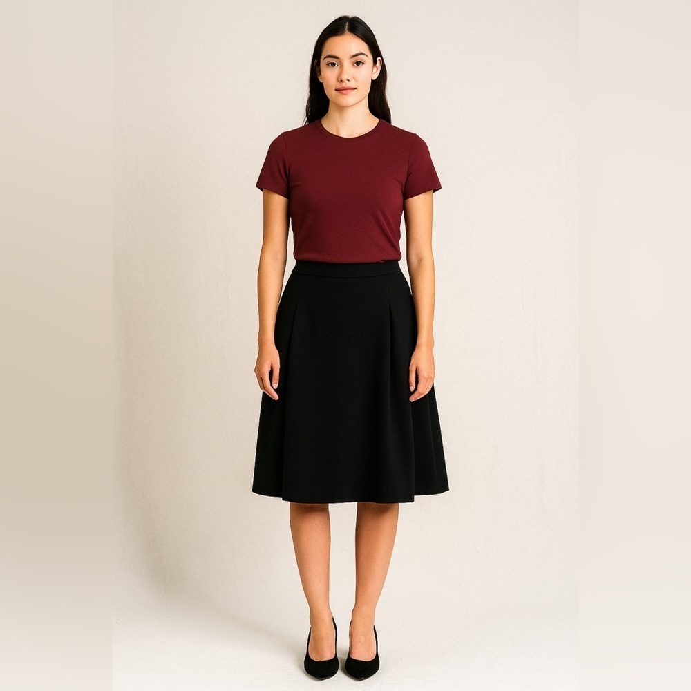 Lelis Textured A-Line Skirt.       Size-Small